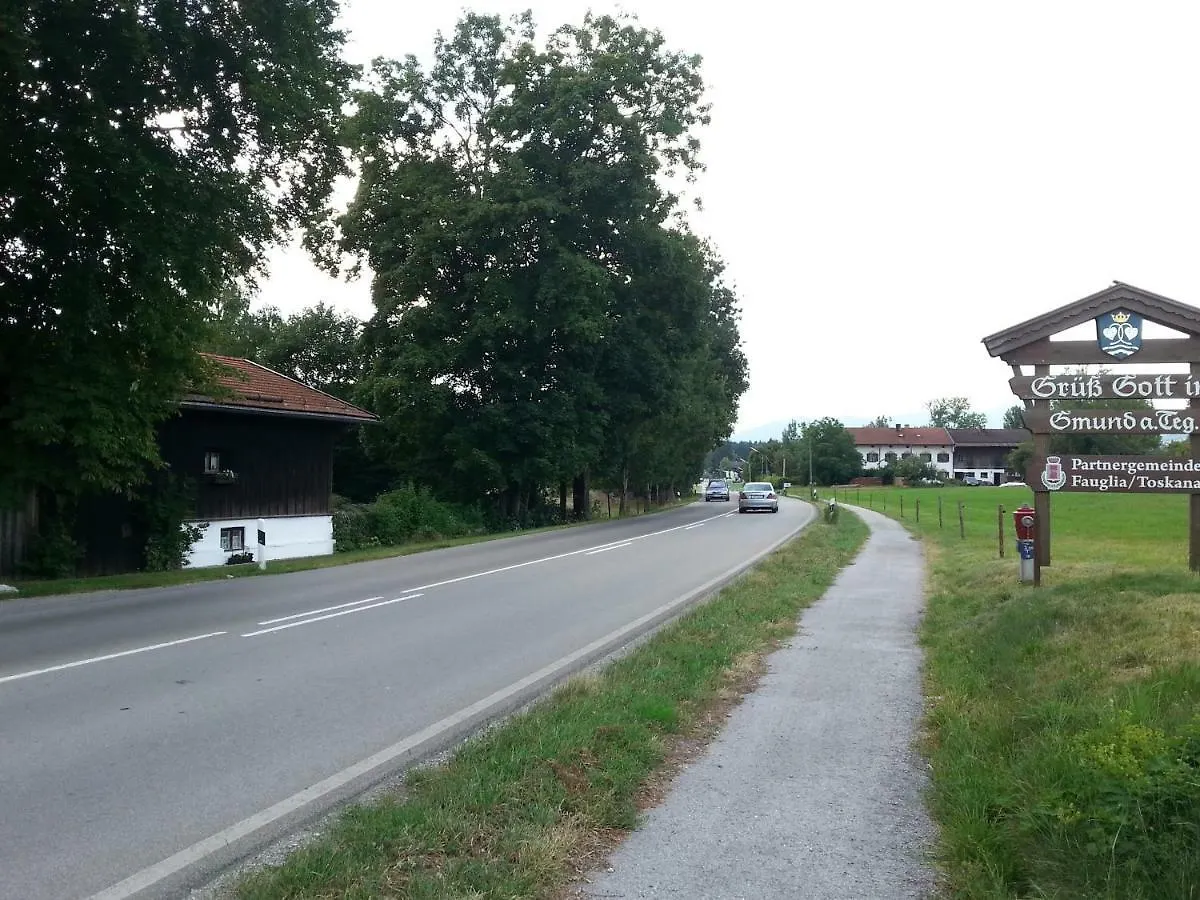 Apartment Ferienhaus Kraihof, Muenchner Strasse 234 Gmund am Tegernsee